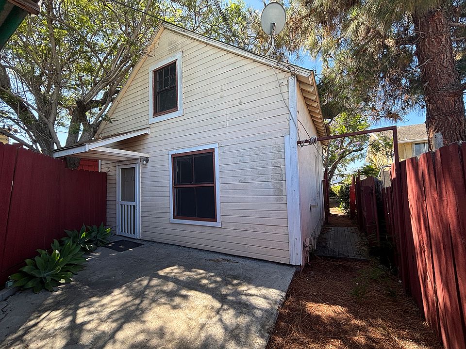 1st image of 2948 B St #B