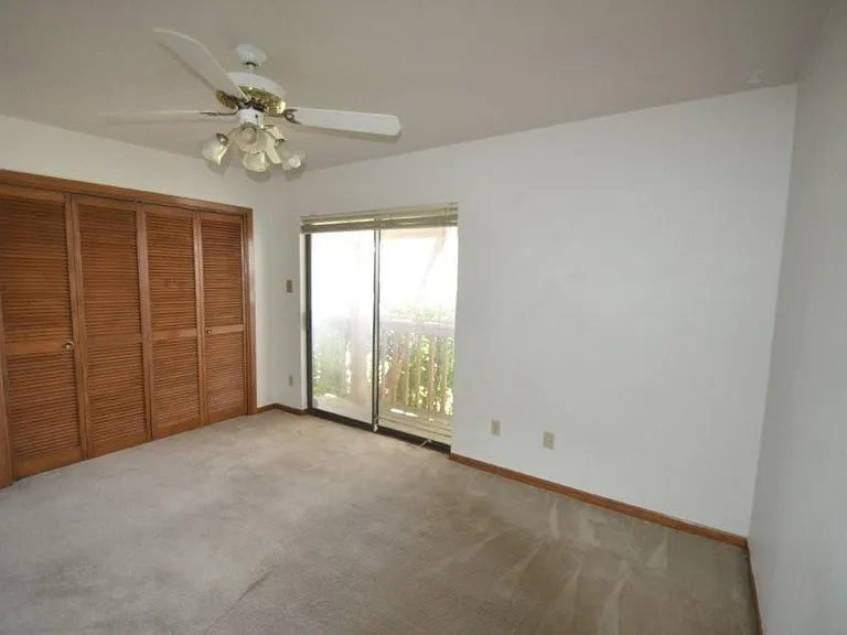 4603 Twin Valley Cir — Photo 24