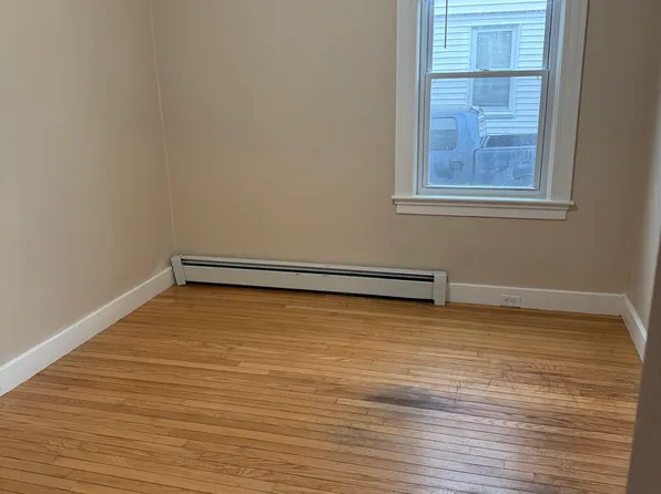 56 Meade St, Milford, MA