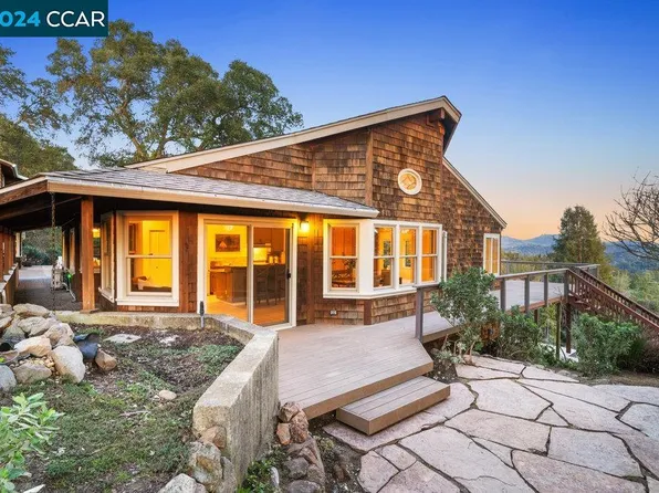 70 El Gavilan Rd, Orinda, CA 94563