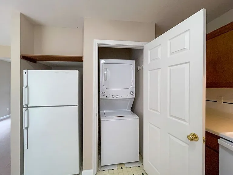 2147 Brevard Rd #4 — Photo 9