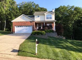 750 Camelot Estates Dr, Hillsboro, MO 63050