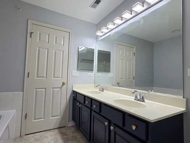 2631 N Greenwood Ave #2631 — Photo 20