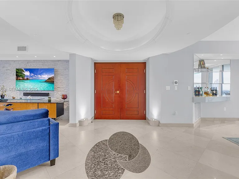 19111 Collins Ave #1607 — Photo 39