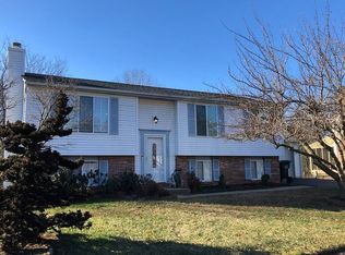 3034 Burchlawn St, Herndon, VA 20171