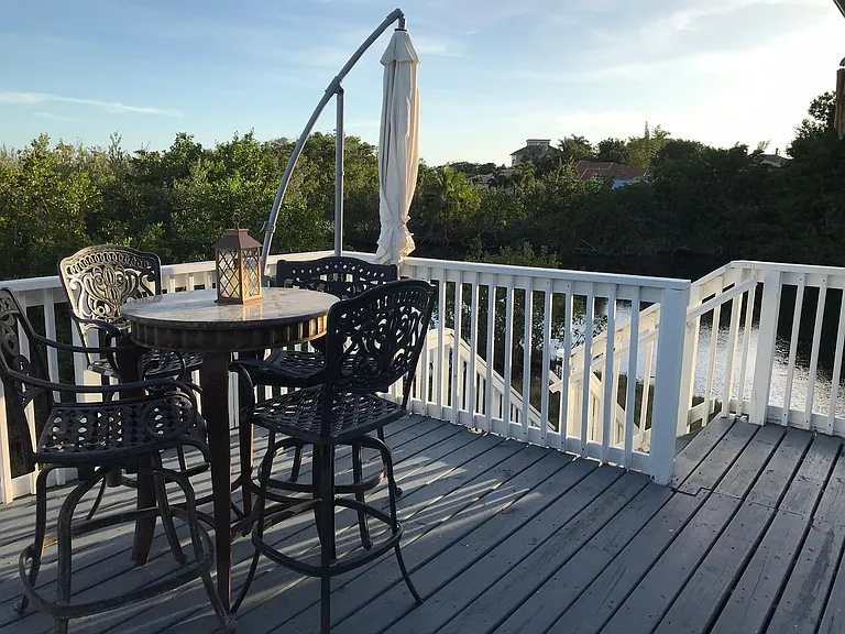 118 Balmoral Ct — Photo 30