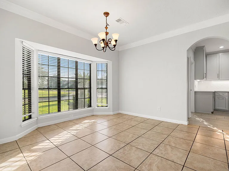 15526 Cabildo Dr — Photo 31