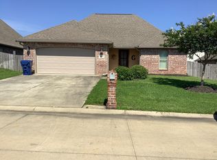 1904 Bella Vie Dr, Deridder, LA 70634
