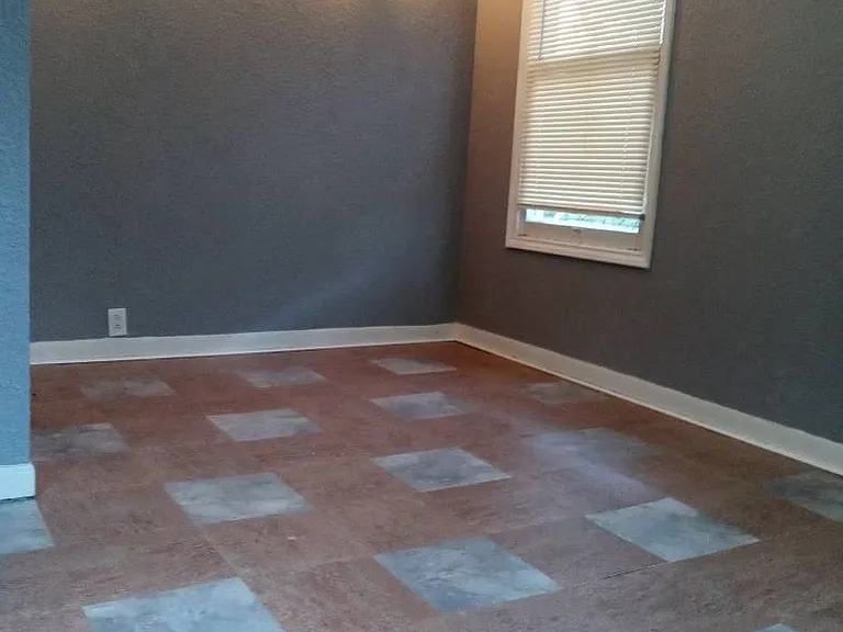 939 Grandview Bnd — Photo 9