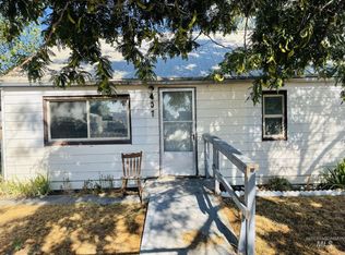 407 2nd St, Adrian, OR 97901