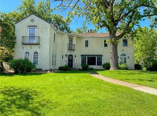 828 E Lasalle Ave, Barron, WI 54812