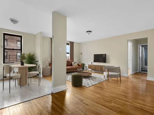 1119 Ocean Parkway image 1 of 5