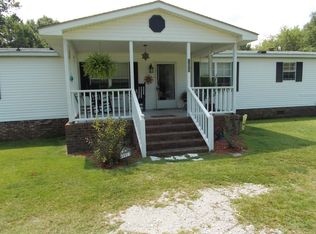 195 Campbell Rd, Vanceboro, NC 28586