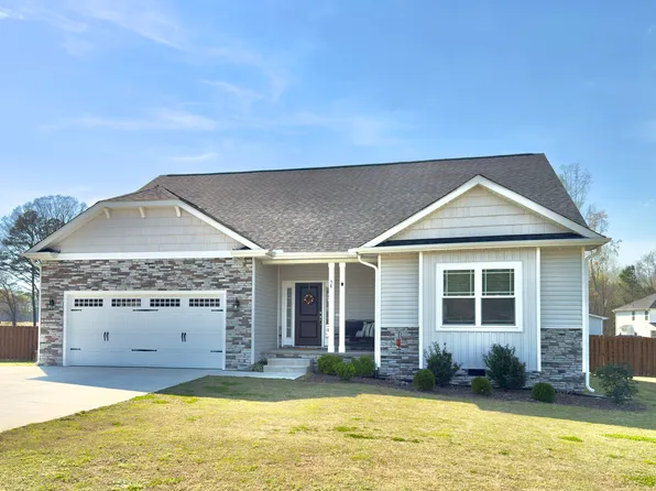 58 Red Pine Ct, Sanford, NC 27332