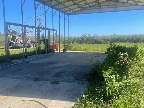 232 Pierre St, Cameron, LA 70631