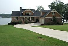 1st image of 470 Brookdale Dr
