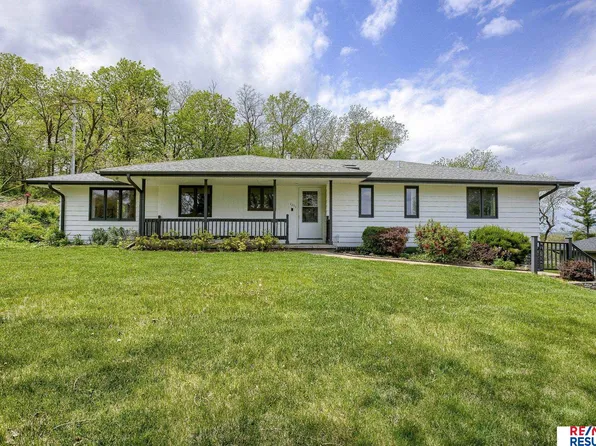 1251 S 16th St, Blair, NE 68008