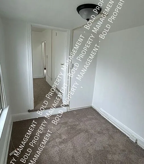 512 Maple St — Photo 15