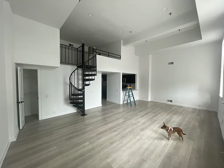 1024 Clinton St #103 — Photo 5