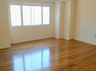 23 John St, Brookline, MA 02446