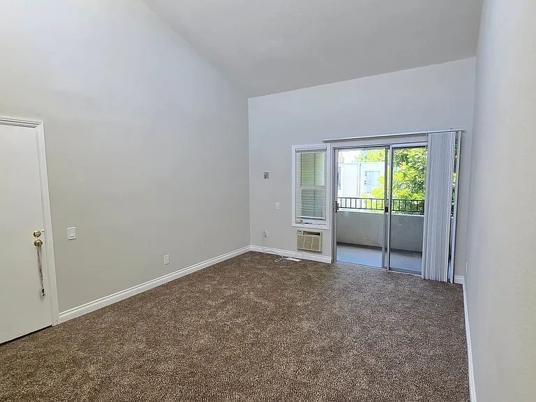 3579 Ruffin Rd #206 — Photo 3