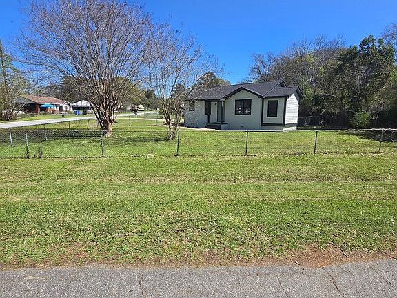 5th image of 3120 Drake St