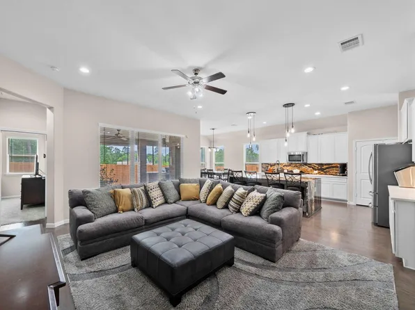 25615 Pinyon Hill Trl, Tomball, TX 77375