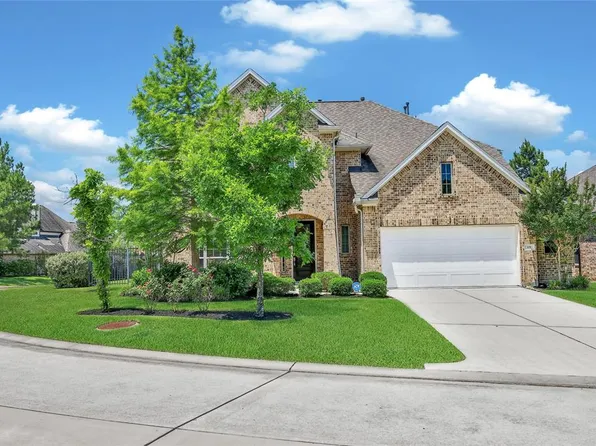 19 N Wheatleigh Dr, Tomball, TX 77375