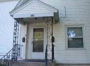 604 4th Ave APT 2, Sterling, IL 61081