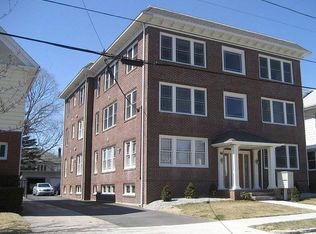 26 Grotto Ave APT 6, Providence, RI 02906