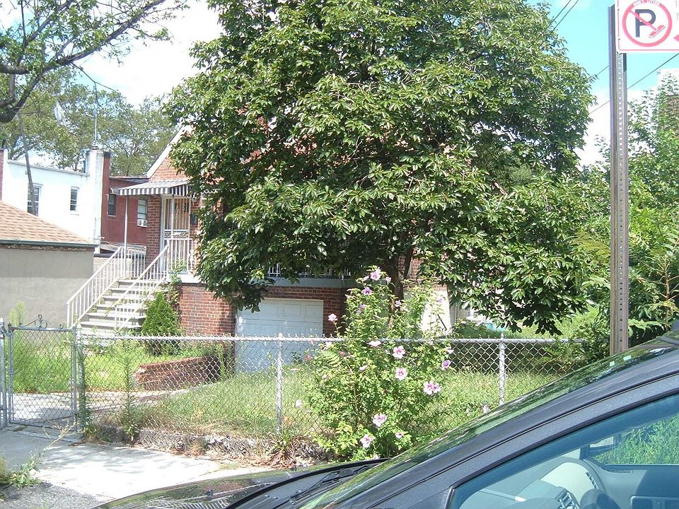 2nd image of 1463 Givan Ave