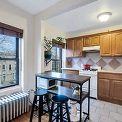Rented by Compass | media 4