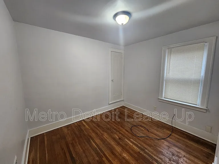 5527 Nottingham Rd #LOWER — Photo 12