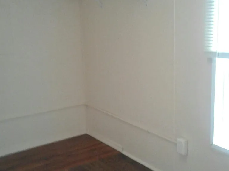 2735 Chartiers Ave — Photo 3