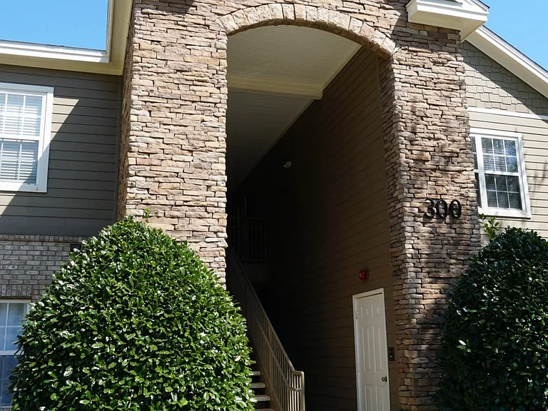 450 Park Ave #302 — Photo 1