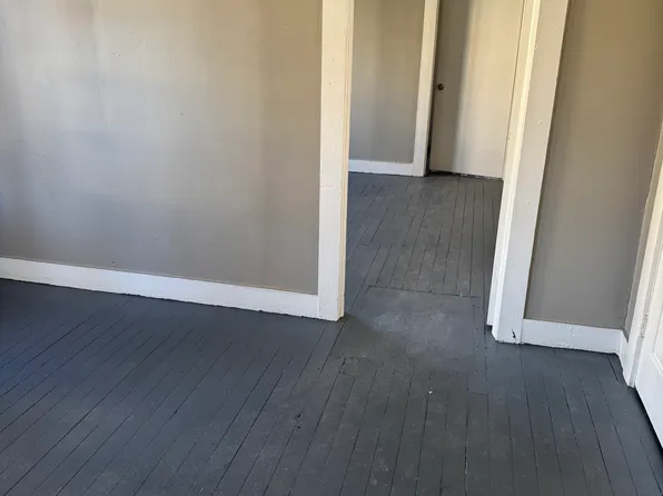 2821 Gurnee Ave, Anniston, AL 36201