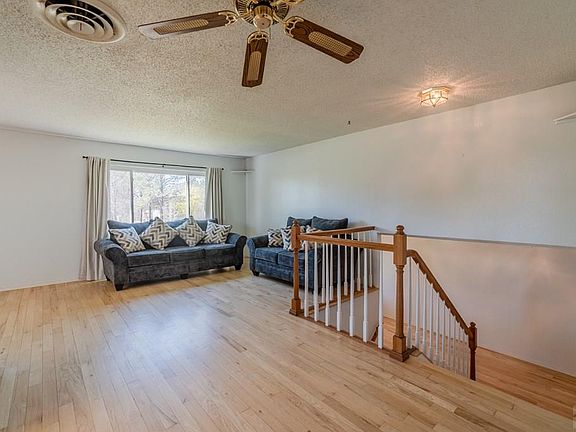 5th image of 29475 Hardin Rd