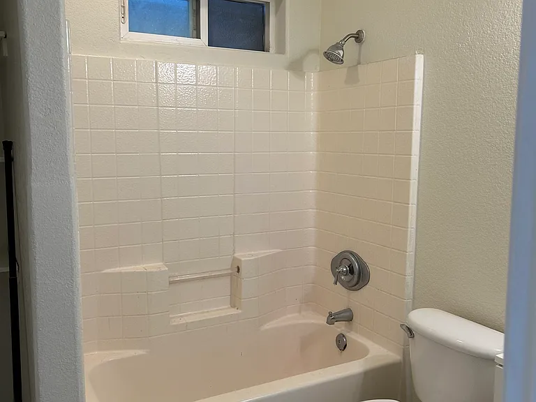 1516 Calavo Dr #2 — Photo 8