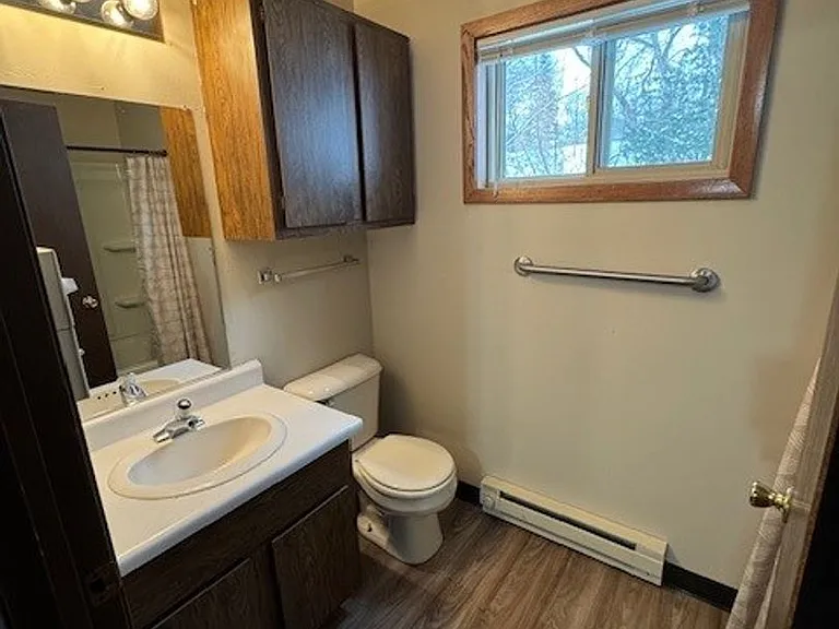 557 E Park Ave — Photo 7