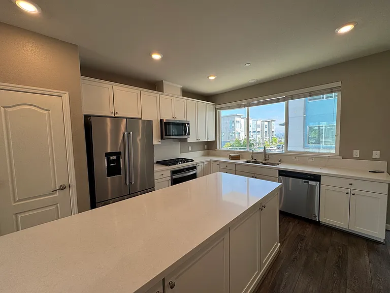 2954 Tony La Rosa Pl — Photo 5
