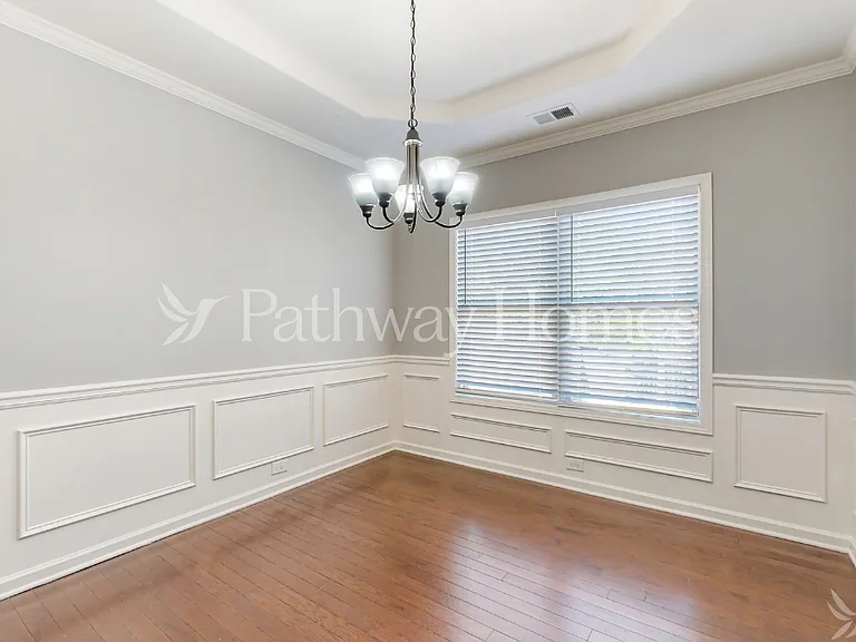 3922 Lake Manor Way — Photo 6