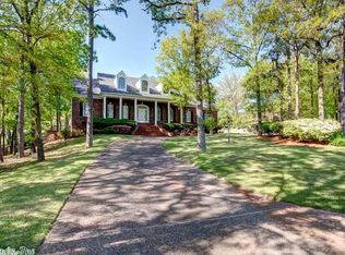 12 Ridgehaven Ct, Little Rock, AR 72211