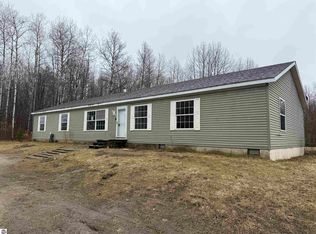 8211 W Moorestown Rd, Manton, MI 49663