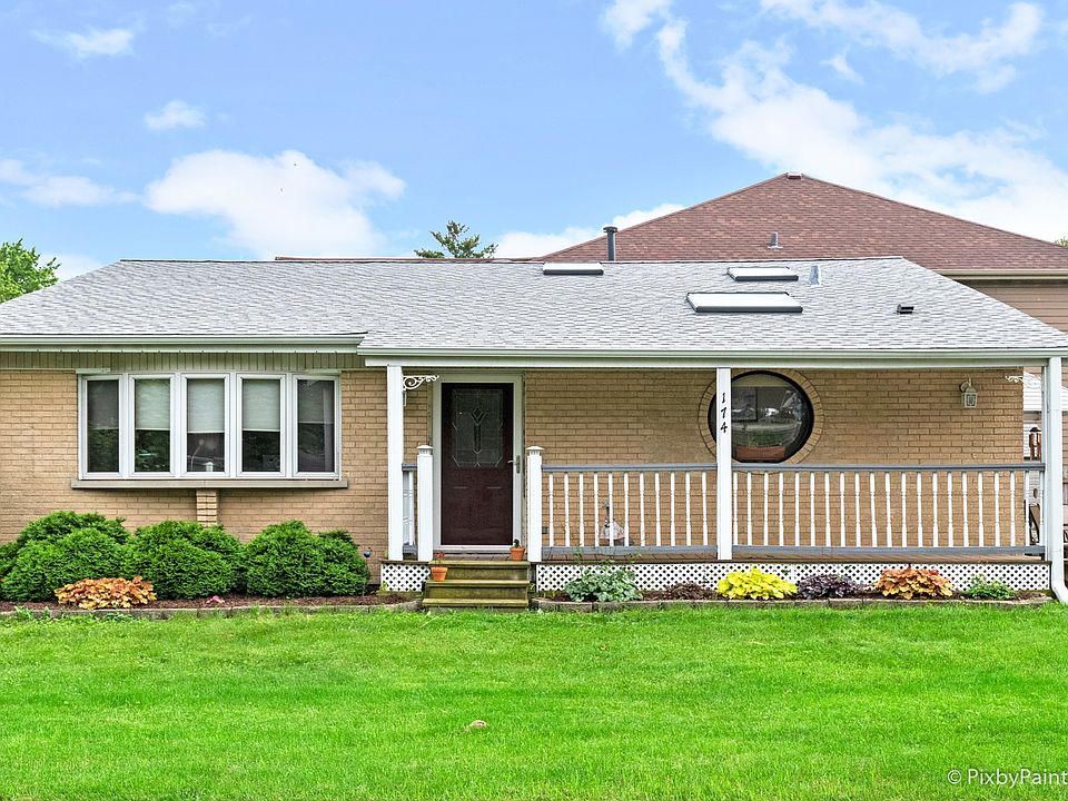 1st image of 174 Oak Ave