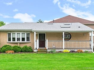 174 Oak Ave, Wood Dale, IL 60191