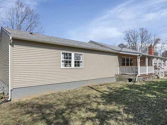 4th image of 5060 Wheeling Rd NE