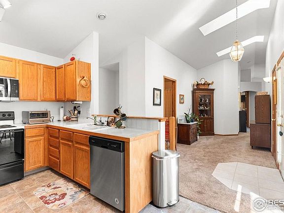 3rd image of 1132 Belleview Dr