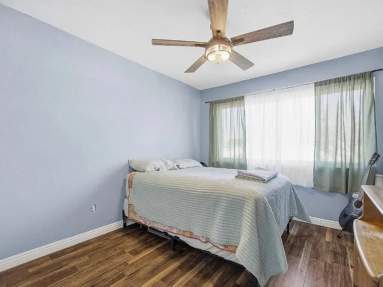 517 West St #5 — Photo 4
