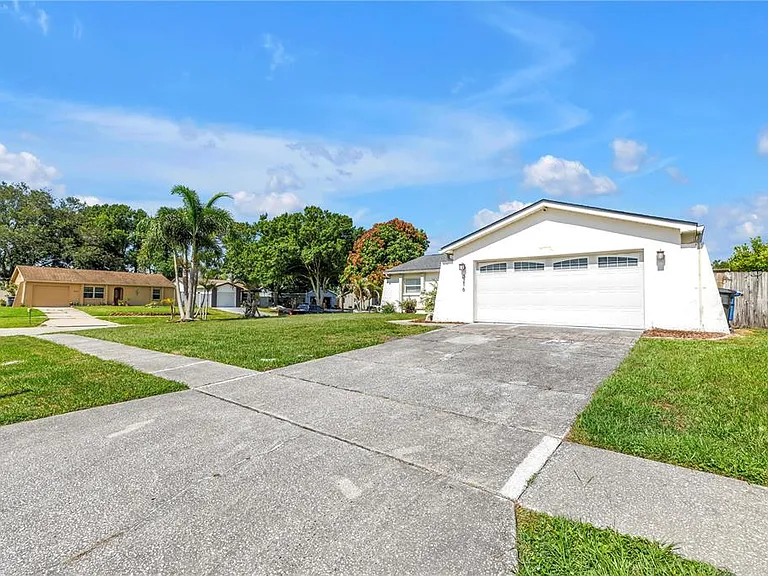3216 Pine Haven Dr — Photo 4