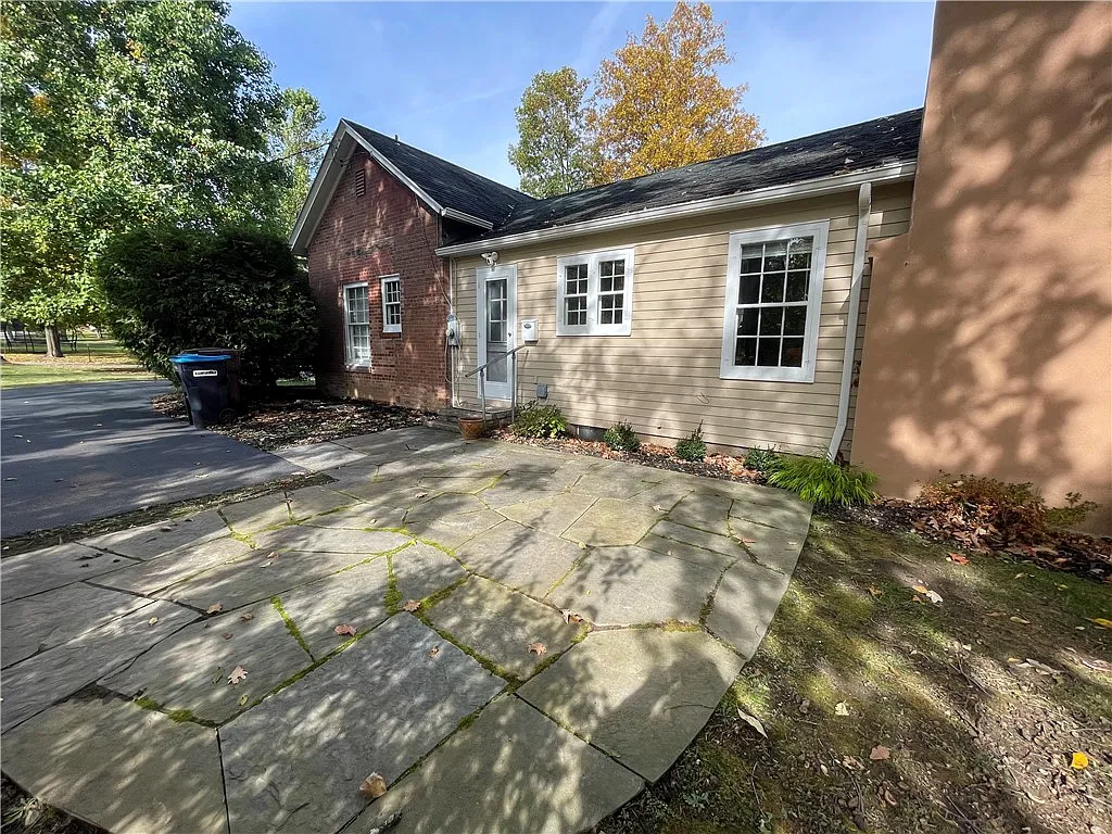 2 bed, 2.0 bath, 1189 sqft, $3,000 — Photo 4